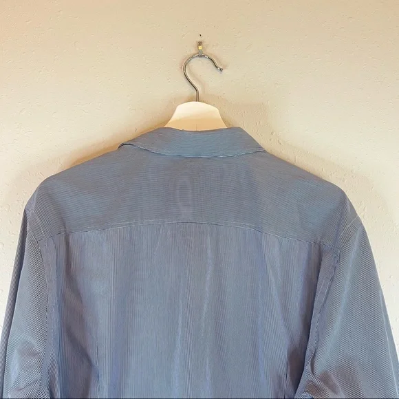 Hugo Boss Men’s Black Label Blue White Striped Shirt Sz 43/17 - Picture 10 of 13